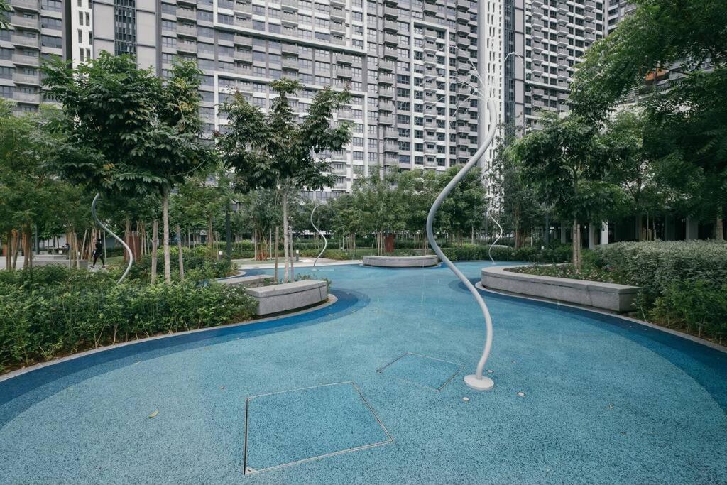M Vertica Klcc View 5mins To Mrt Sunway Velocity Pangsapuri Kuala Lumpur