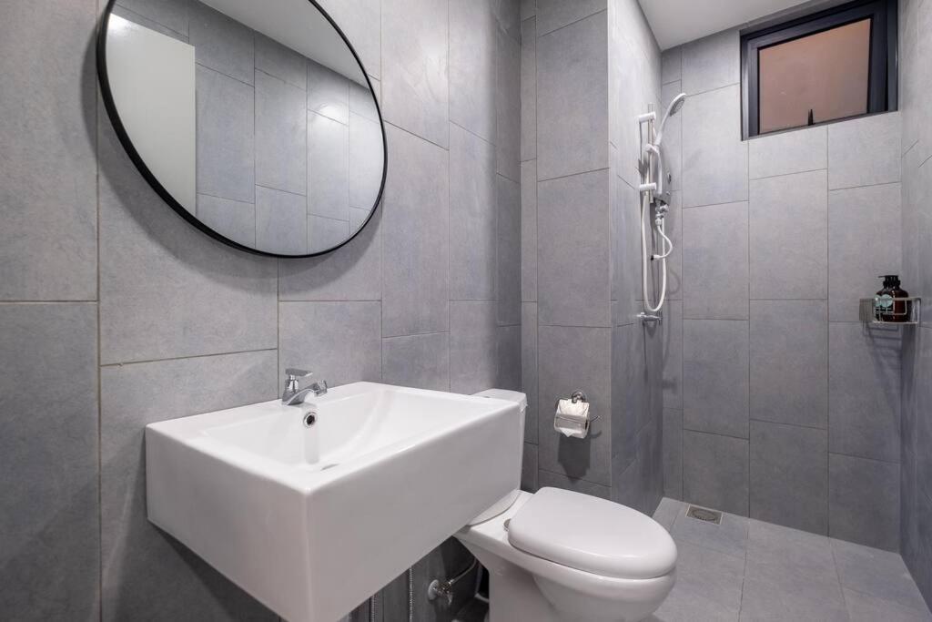 M Vertica Klcc View 5mins To Mrt Sunway Velocity * Kuala Lumpur