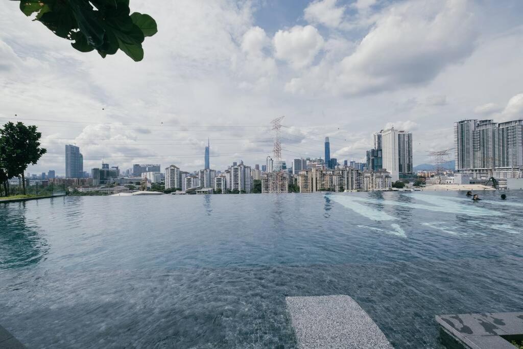 M Vertica Klcc View 5mins To Mrt Sunway Velocity *