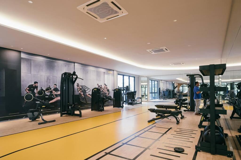 M Vertica Klcc View 5mins To Mrt Sunway Velocity Pangsapuri Kuala Lumpur